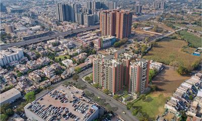 AKSHAR OCEAN PEARL